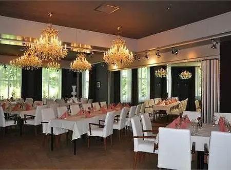 Landgoed Huize Bergen Den Bosch - 4*
