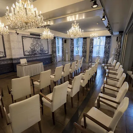 Landgoed Huize Bergen Den Bosch - 4*